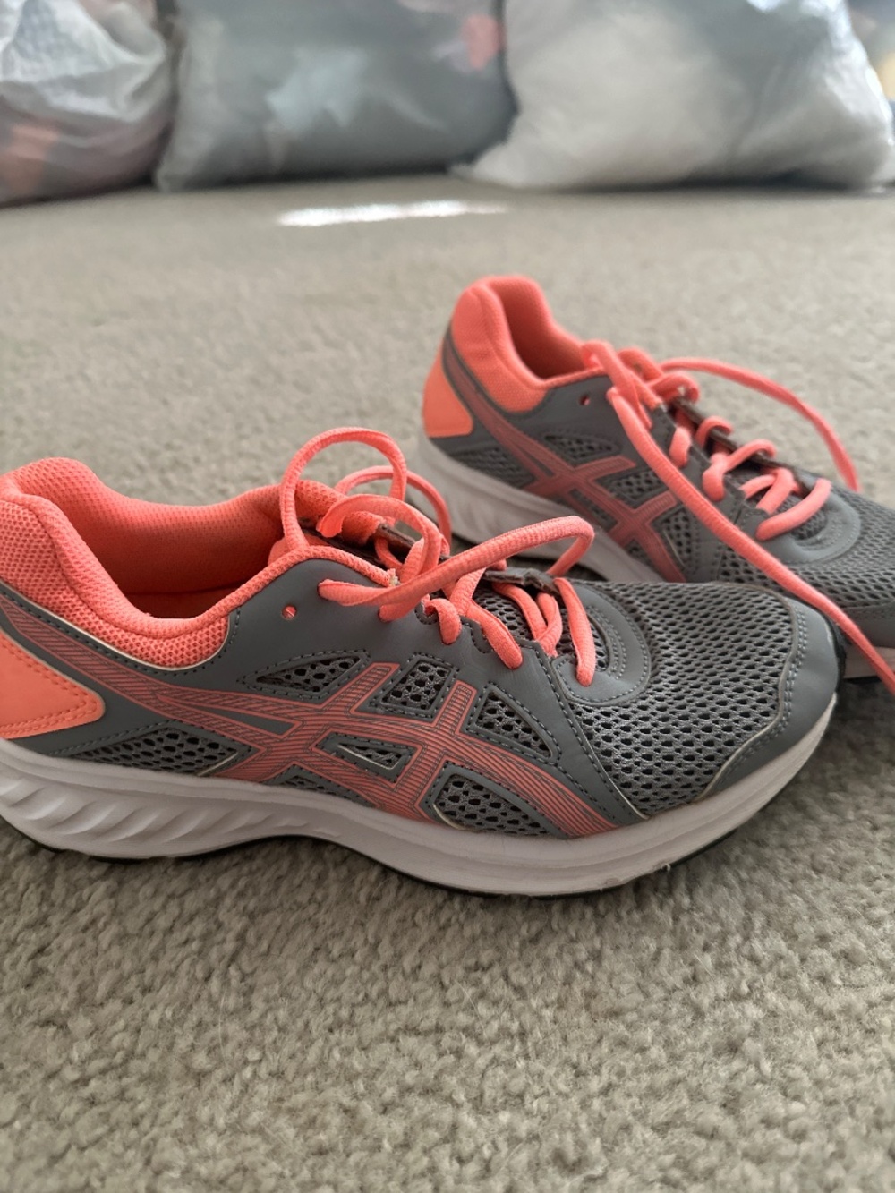 ASICS Size 5.5 - Picture 3 of 3